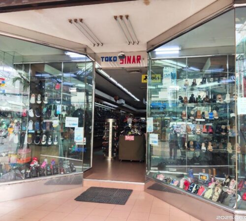 126 - TOKO SEPATU SINAR